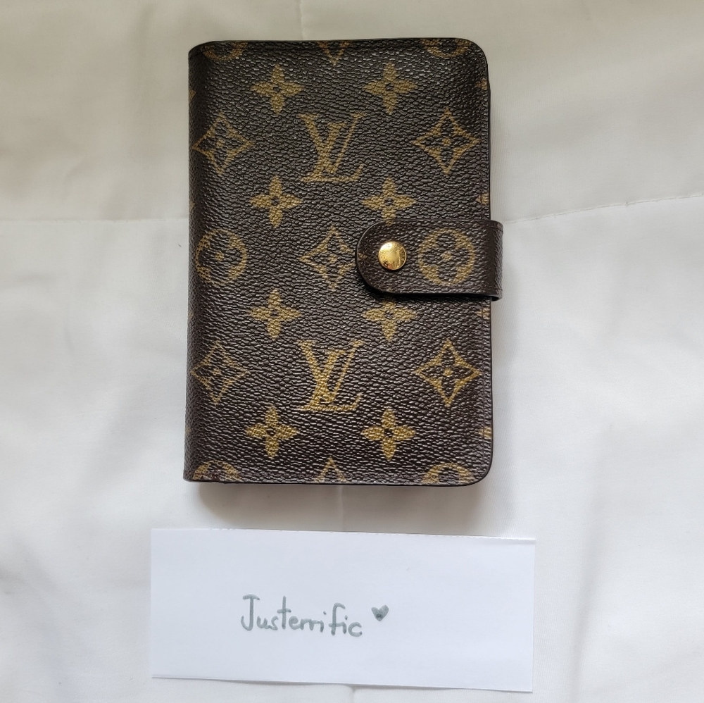 Vintage Louis Vuitton Monogram Porte Papier Zippe Wallet / Passport Holder
